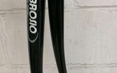 Carbon fibre forks – clear coat over decals