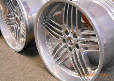 Chrome Powder Coated Wheels 1024x768