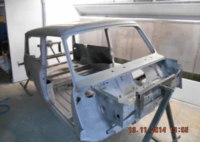 Mini Vehicles Club Man Working