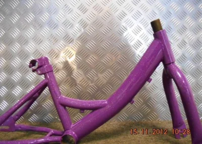 Powdercoatedbikeframe 1